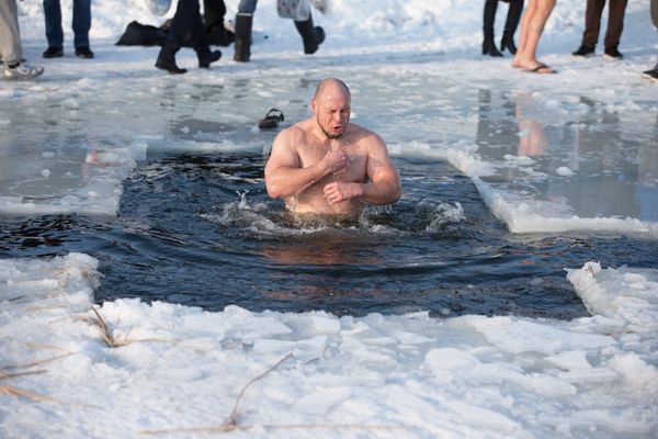 Ice bathing