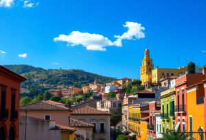 San Miguel de Allende vs. Guanajuato: Which City Wins?