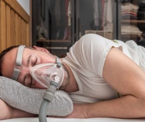 CPAP Machine Effects on Dry Eyes Upon Waking: Essential Insights